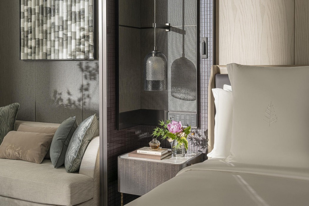 Four Seasons Hotel Hangzhou at Hangzhou Centre 12/55
