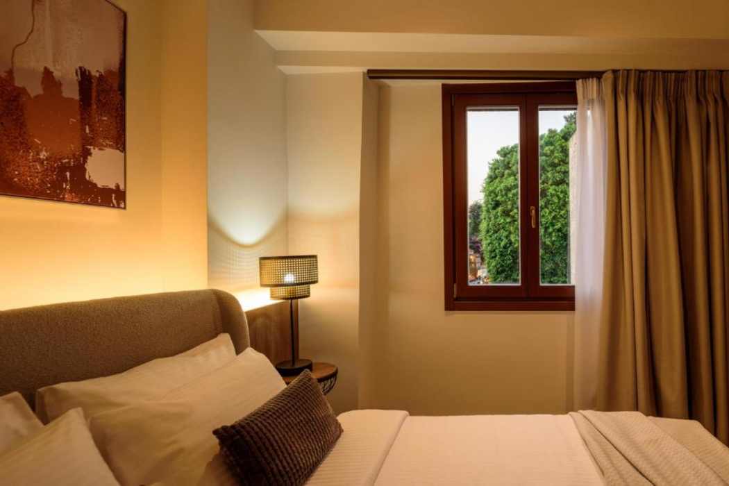 Arthur Suites 16/60