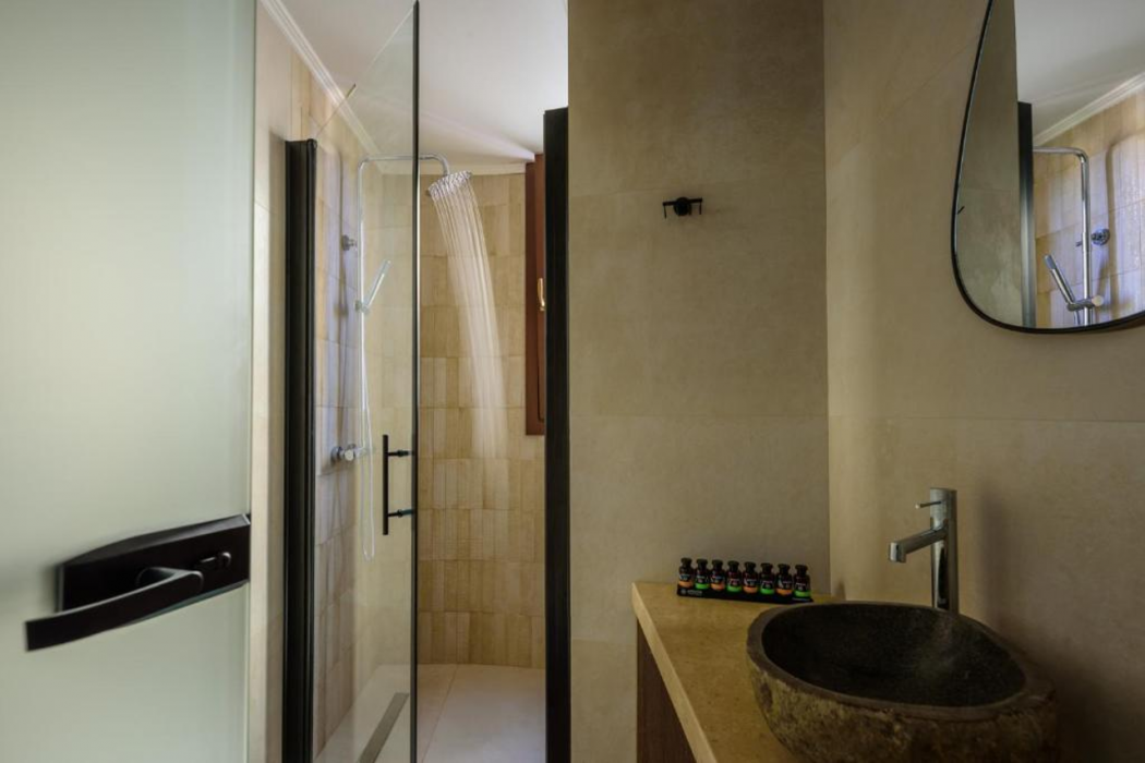 Arthur Suites 21/60