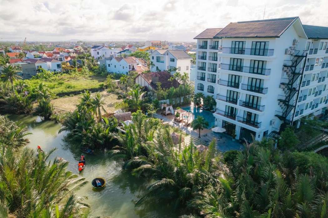 Shining Riverside Hoi An Boutique and Spa photo2