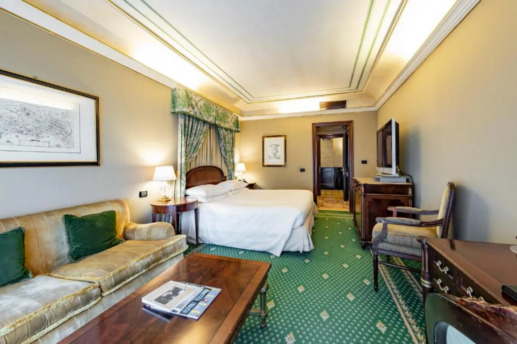 River Chateau Hotel 8/85