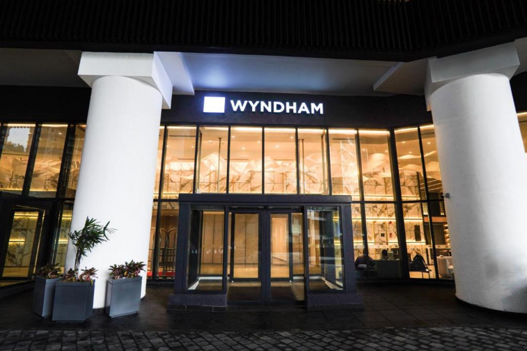 Wyndham Ion Majestic 30/68