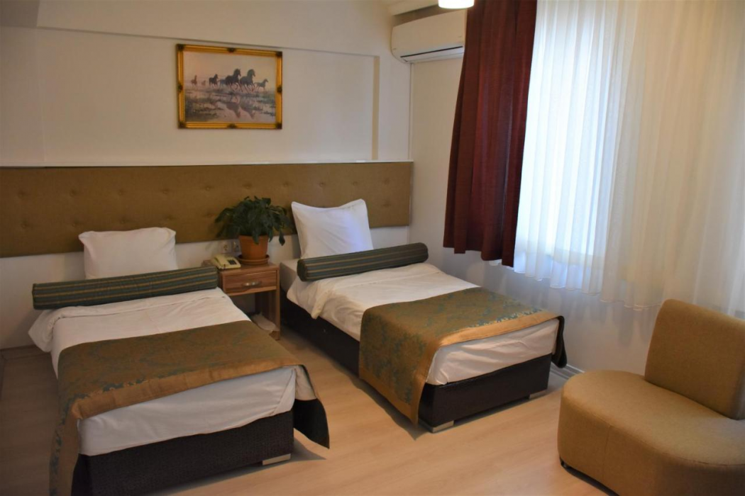Dinar Hotel 10/43