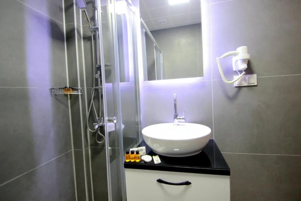 Hira Hotel 18/57