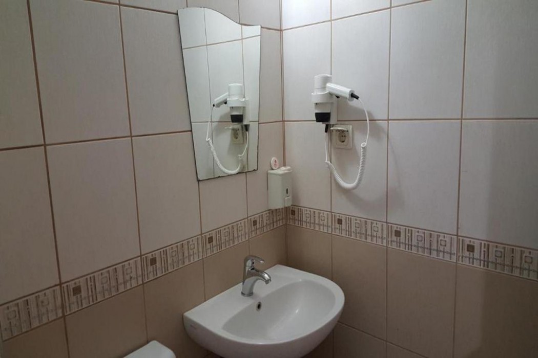 Kartal Hotel 14/60