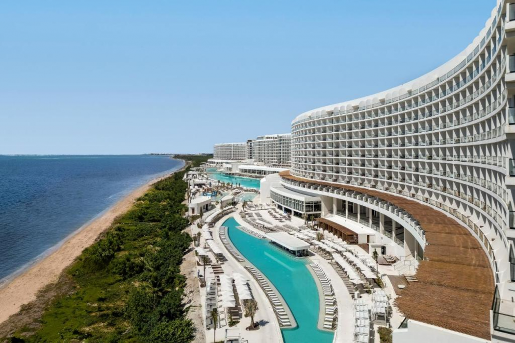 AVA Resort Cancun All Oceanfront - All Inclusive 1/60
