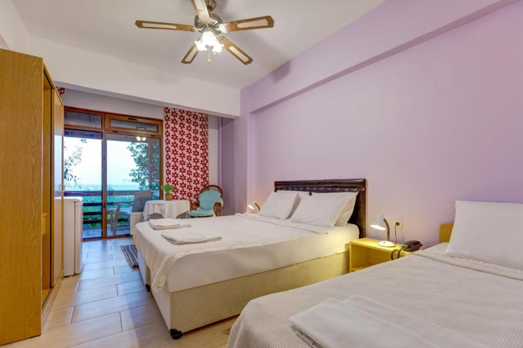 Assos Terrace Hotel 10/37