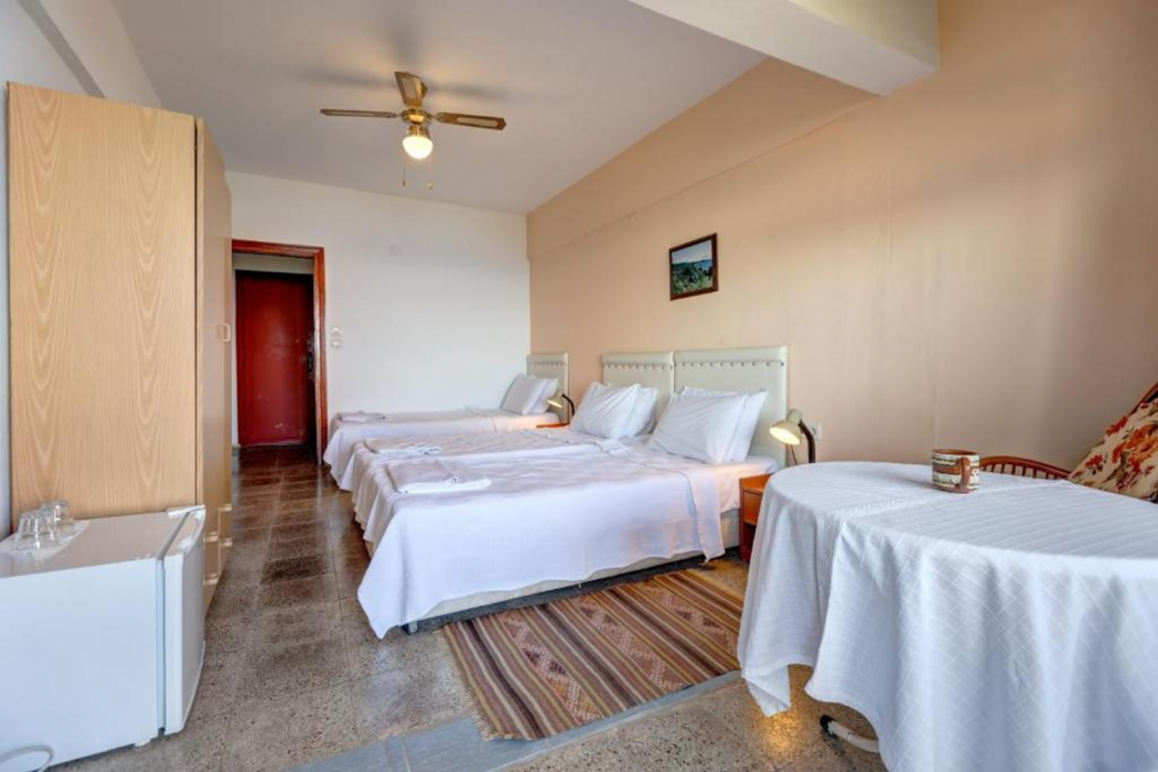 Assos Terrace Hotel 4/37