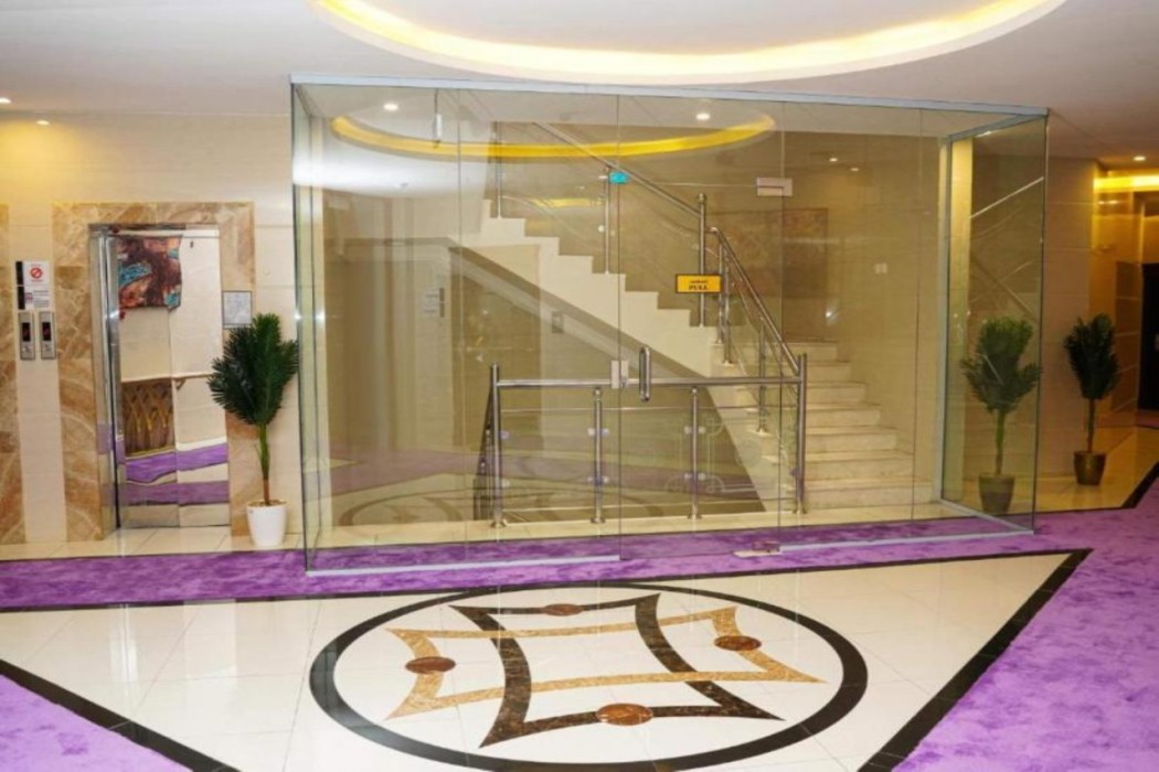 Palette Luxury Credit Hotel