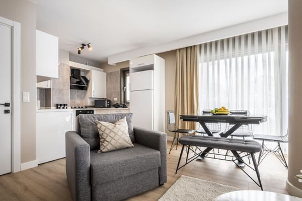 Ciragan Bosphorus Apartments 11/61