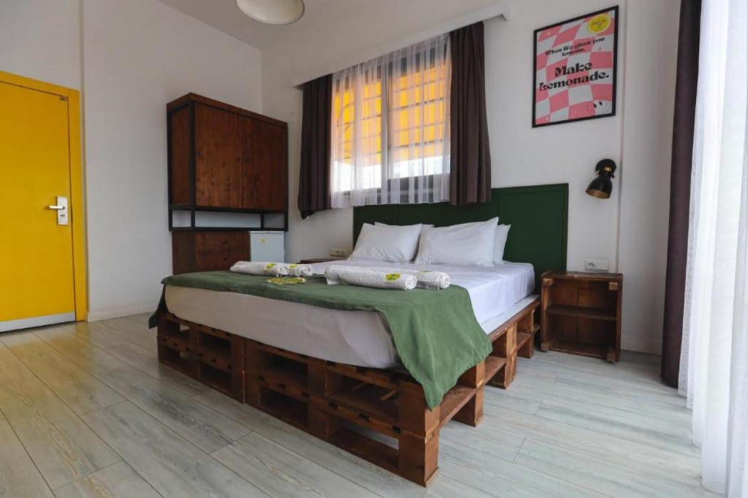 Limon Inn Hotel 13/60