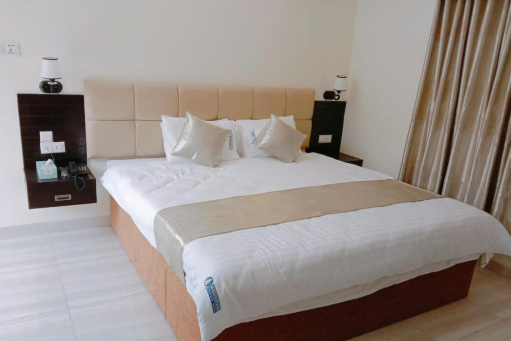 White Park, Boutique Hotel 12/29
