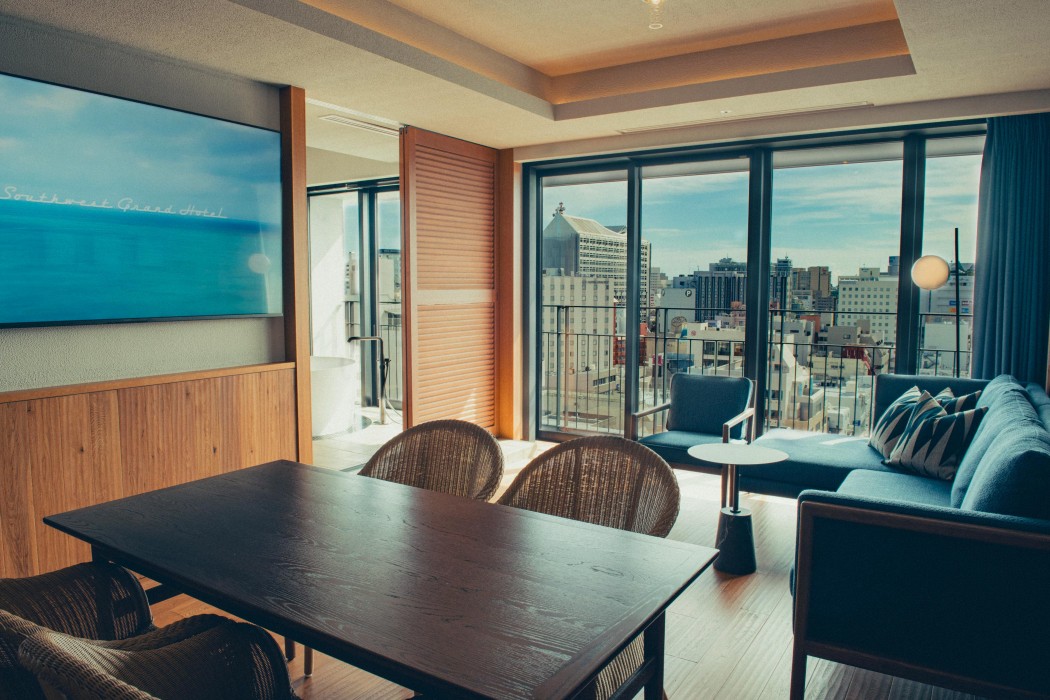 Terrace Suite HIgh Floor 60sqm, with Lounge Access and Free Minibar