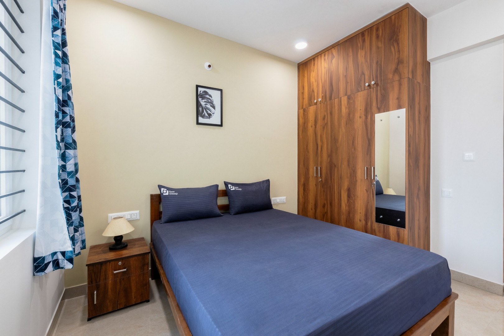 Room at Wandr Carina - Sarjapur, Vaishnavi Tech park, Columbia Asia Hospital by ZUZU, BANGALORE