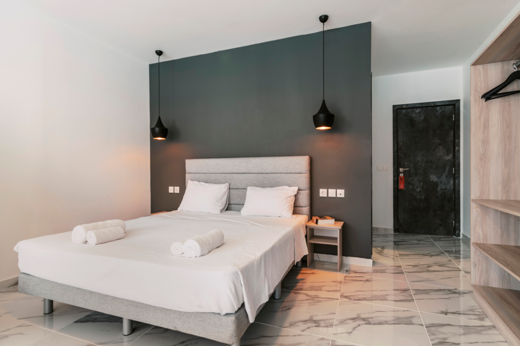 Bamboo Boutique Suites 7/25