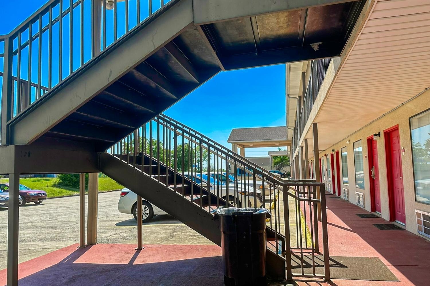 OYO Hotel East Macon I-75 image