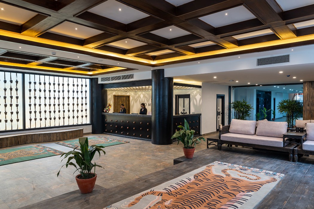 Hotel Lo Mustang 9/62