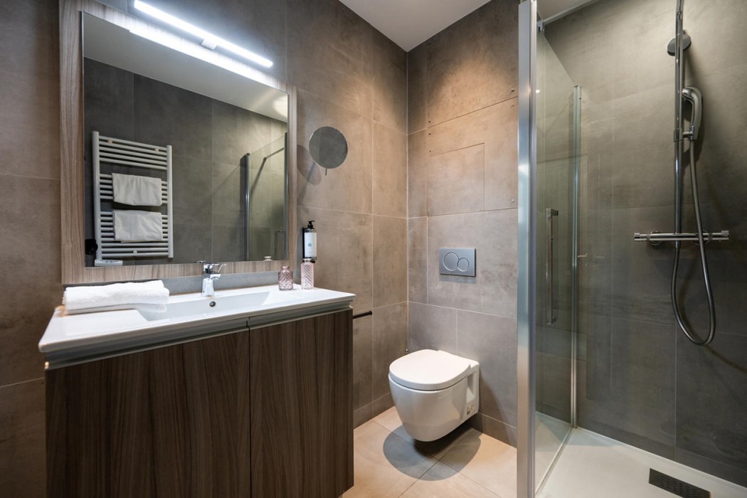 Nemea Paris Levallois 31/56