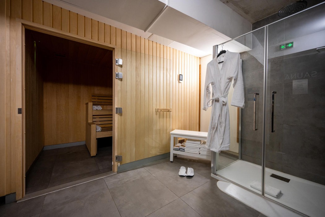 Nemea Paris Levallois 33/56
