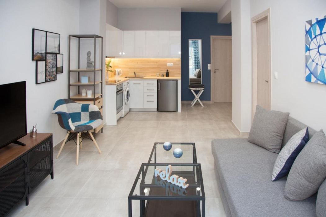 The Omnia Collection Pagrati 19/60