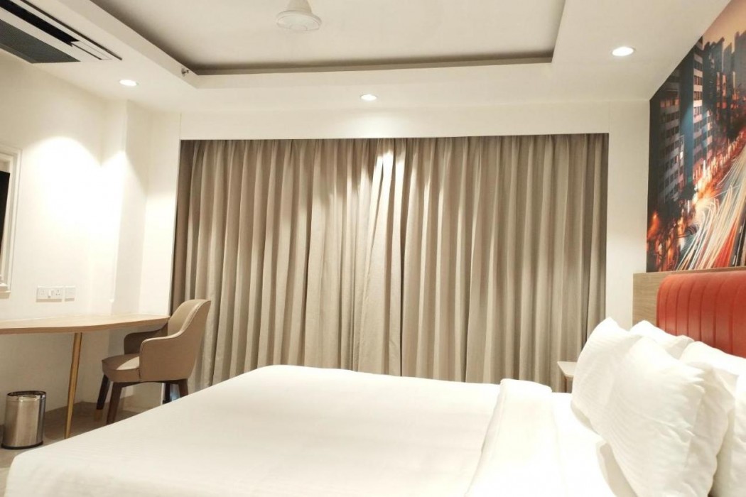 Alivaa Hotel Gurugram Sohna Road 12/60