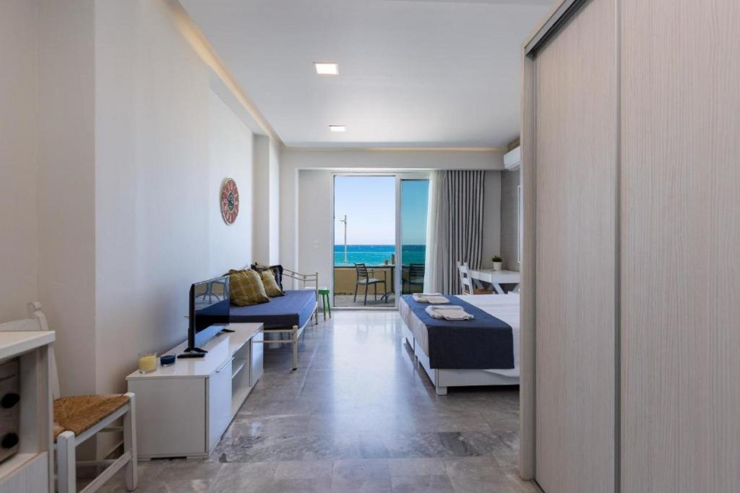 Meltemi Coast Suites 14/68
