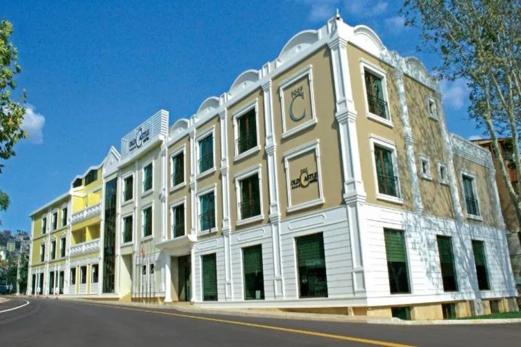 Ener Old Castle Resort Hotel 5/63