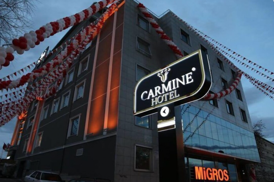 Carmine Hotel 1/9