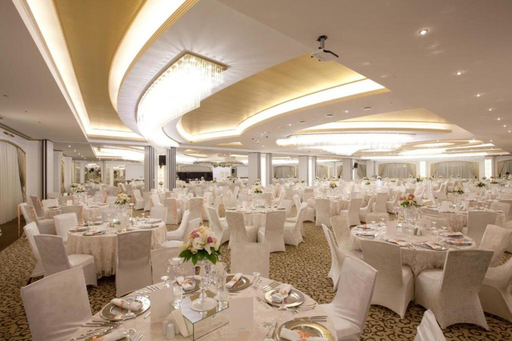 Grand Altuntas 16/52