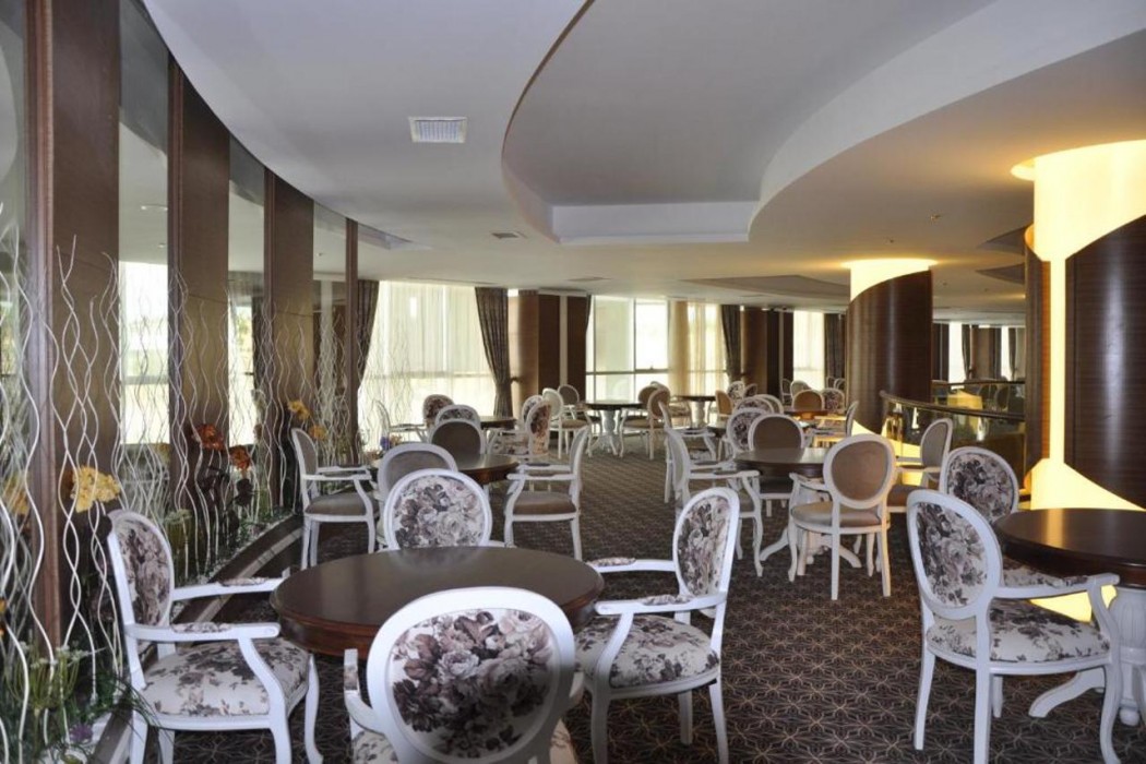 Grand Altuntas 15/52