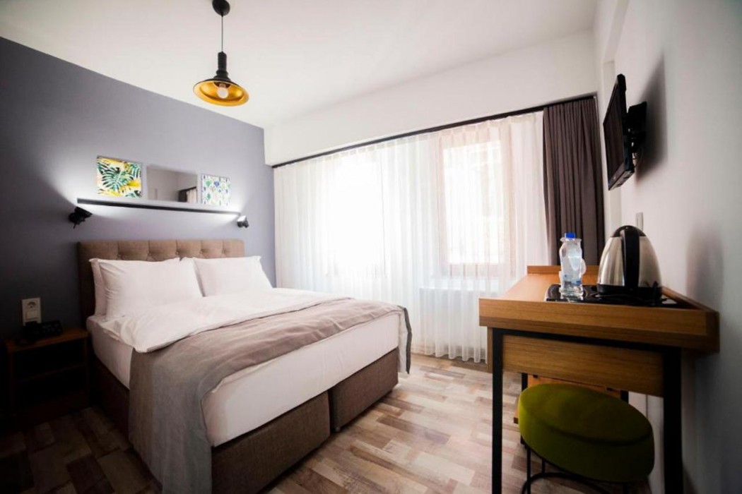 Set Ozer Hotel 12/60