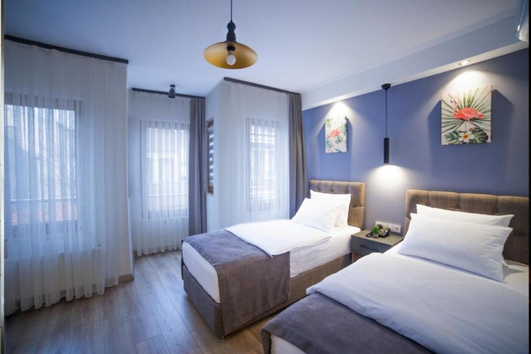 Set Ozer Hotel 13/60
