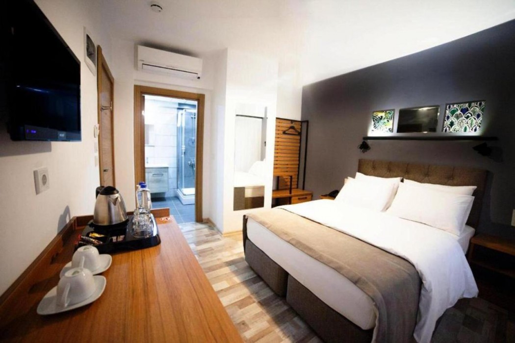 Set Ozer Hotel 14/60