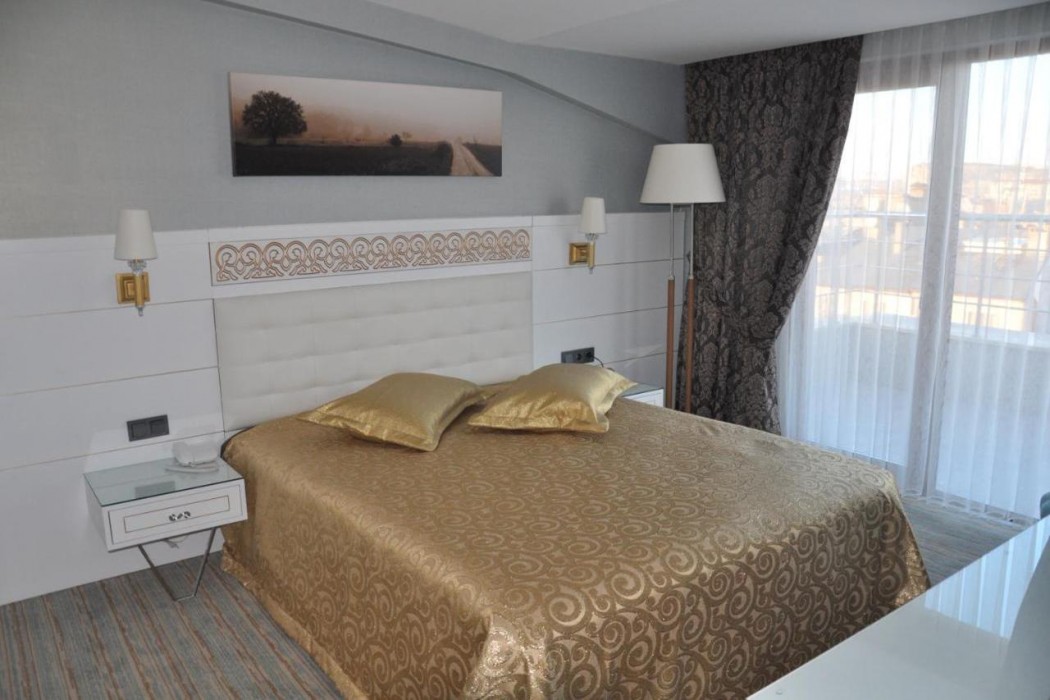 Revag Palace Hotel 12/60