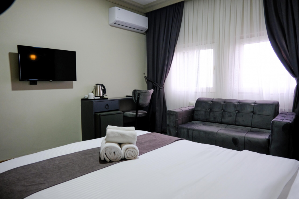 Loyal City Hotel 20/63
