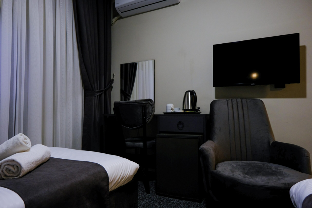 Loyal City Hotel 19/63