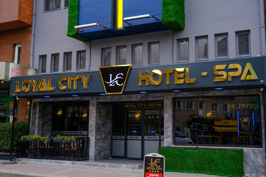 Loyal City Hotel 1/63