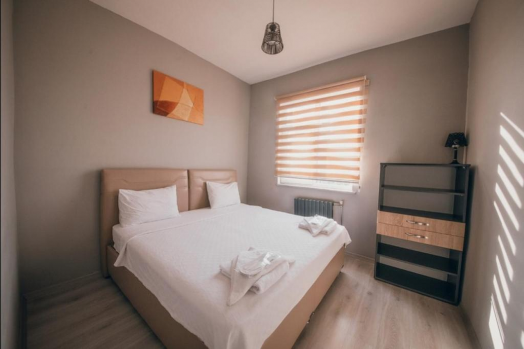 Edrin Hotel 12/32