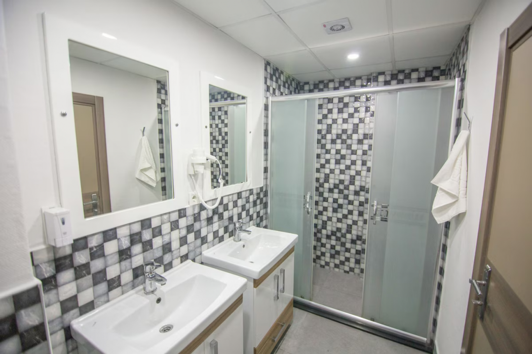 Staron Otel 15/34