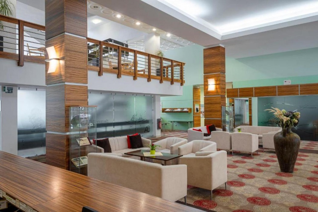 Hotel Behounek 8/77