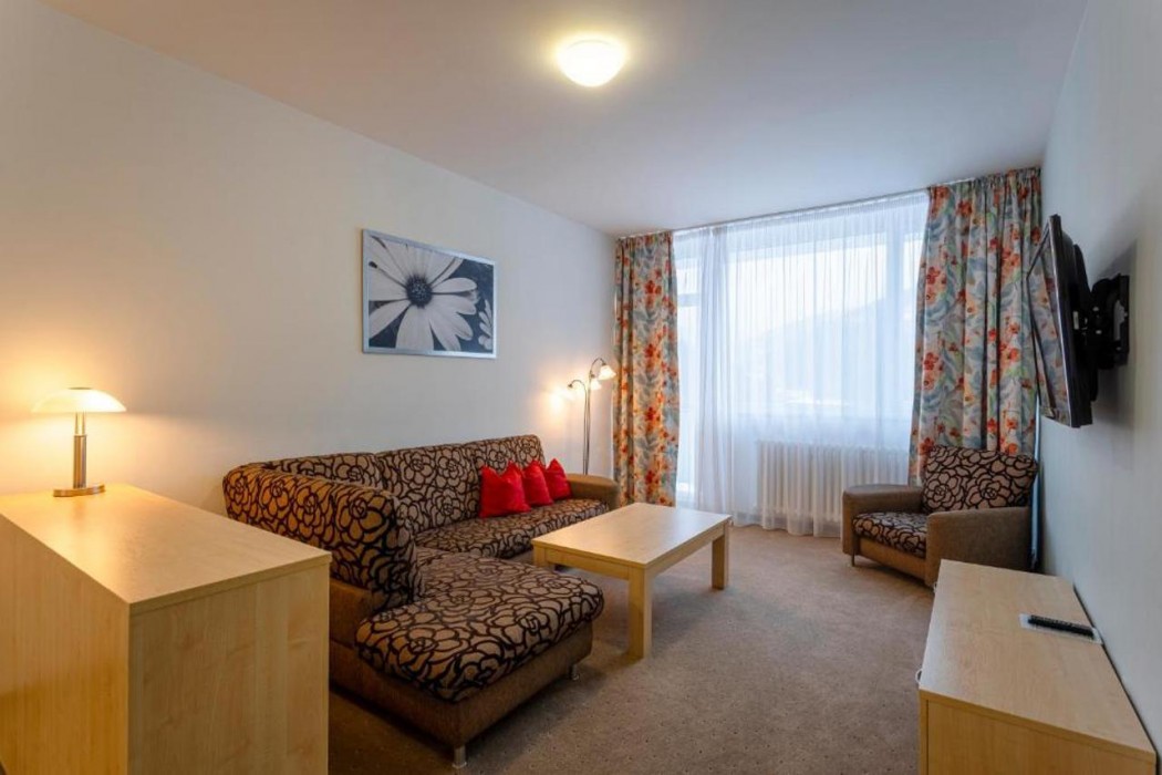 Hotel Behounek 20/77