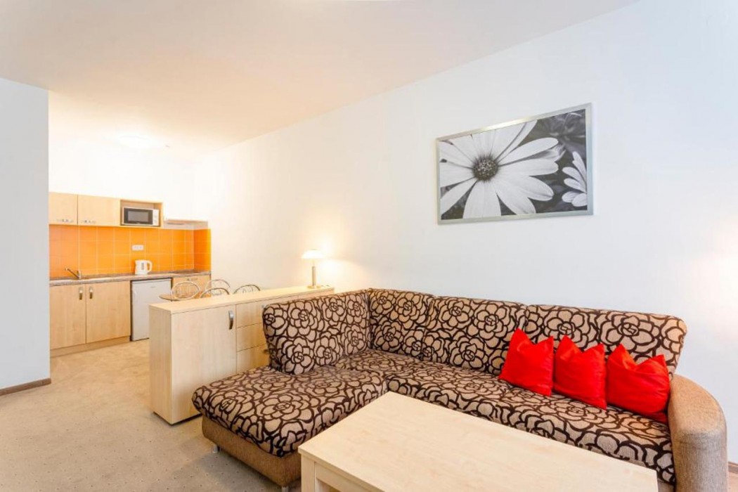 Hotel Behounek 14/77