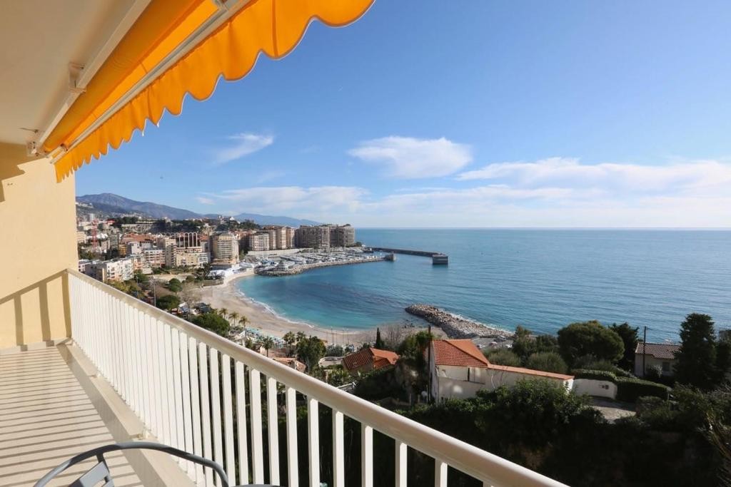 Bridgestreet Monaco Alentours 16/37