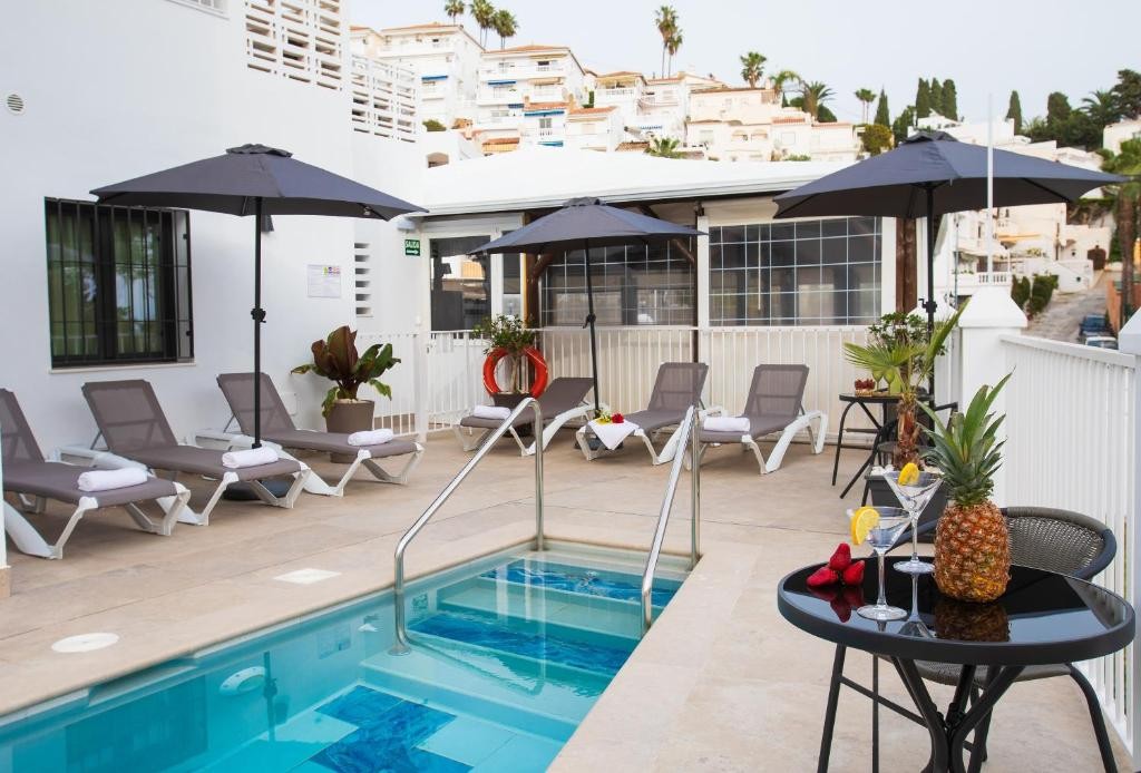 Boutique Rooms Playa Burriana 46/70