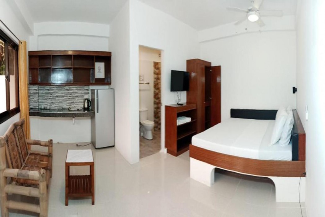 Jalyns Resort 9/59