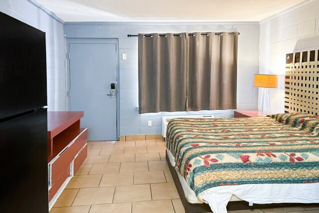 Sunrise Inn By OYO Albany GA 16/34