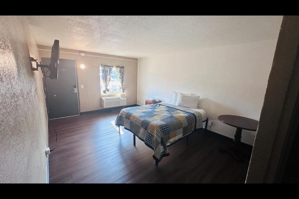 Hallmark Inn By OYO Fort Wayne 9/16