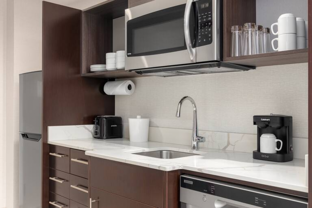 Home2 Suites by Hilton Kitchener 12/31
