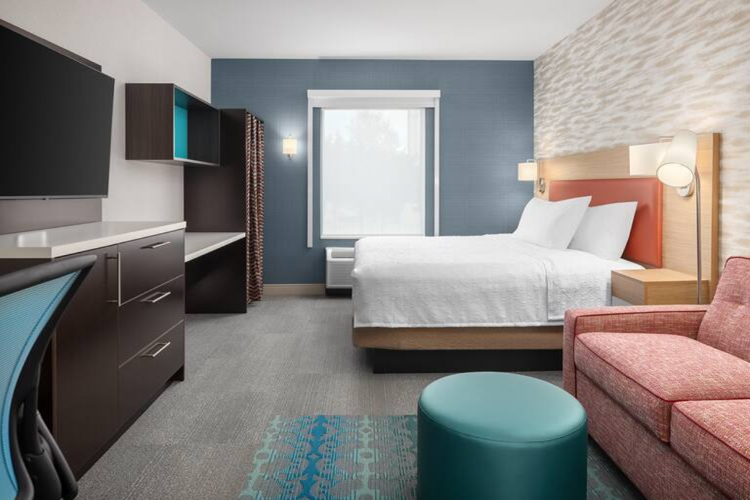 Home2 Suites by Hilton Kitchener 10/31