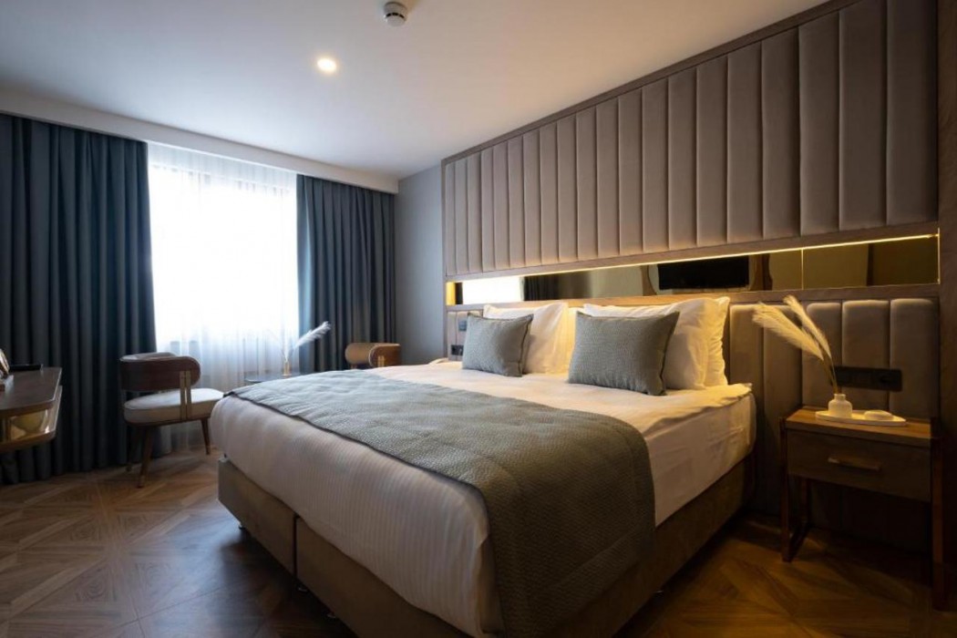 Buke Hotel Bomonti 12/62